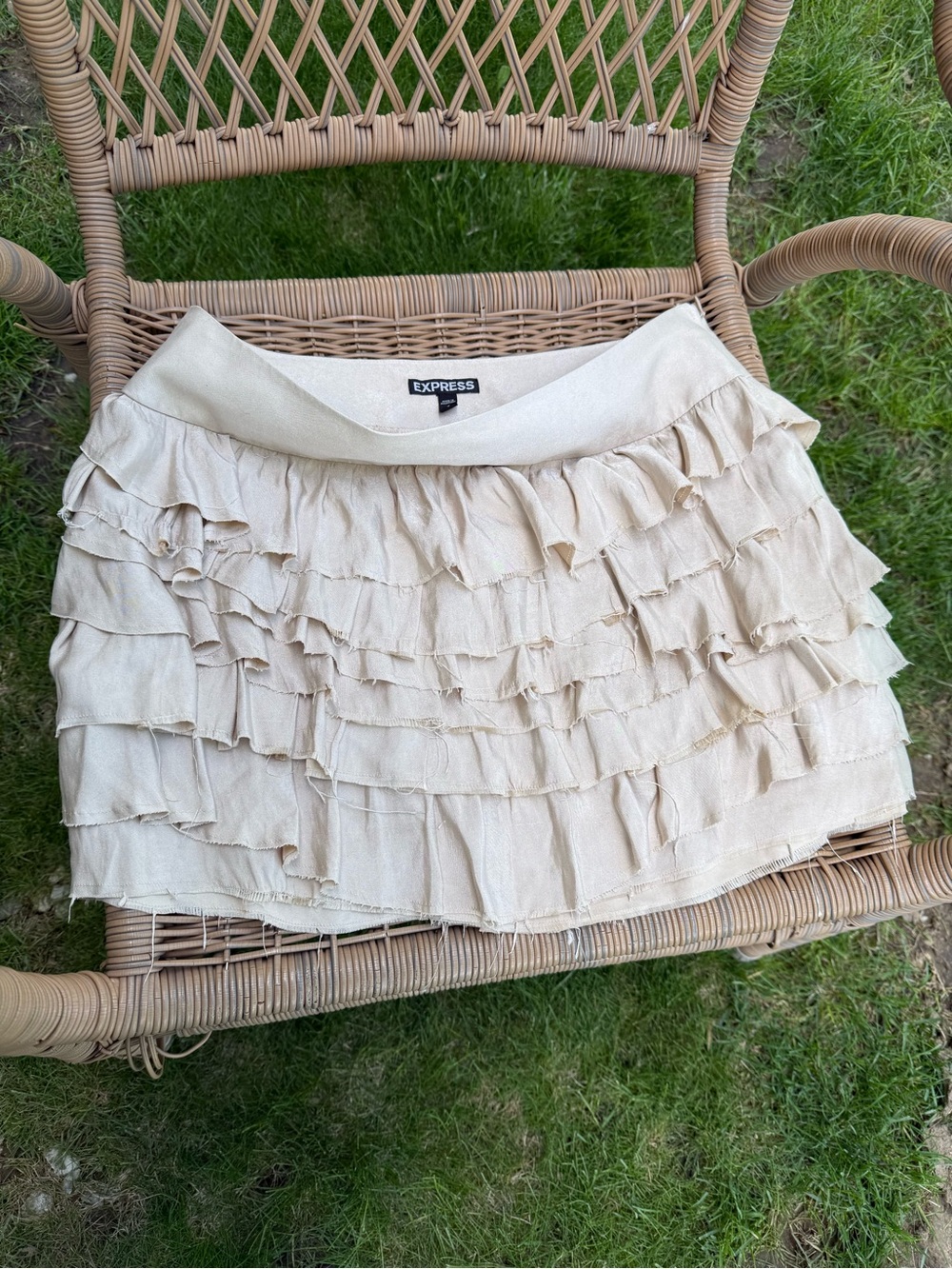 EXPRESS Cream Multi-Tiered Ruffle Skirt